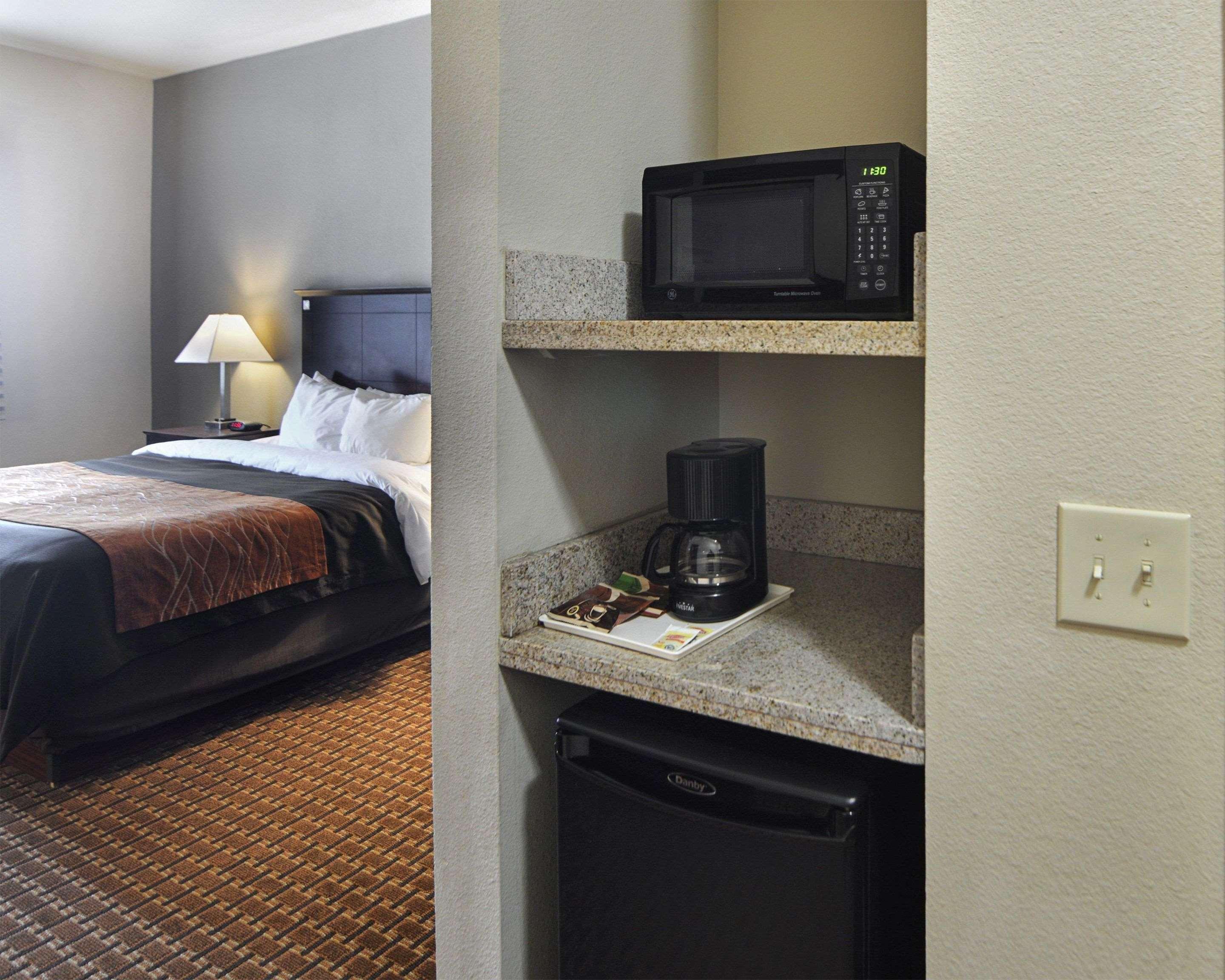 Comfort Inn & Suites Near Lake Lewisville Corinth Exteriér fotografie